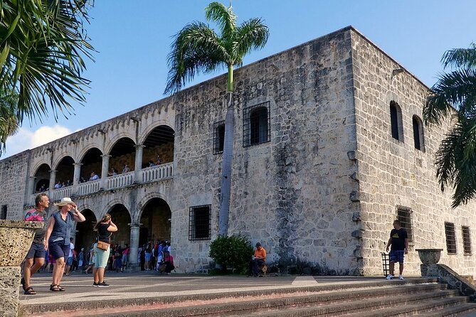 a-journey-through-dominican-republic-history-in-santo-domingo