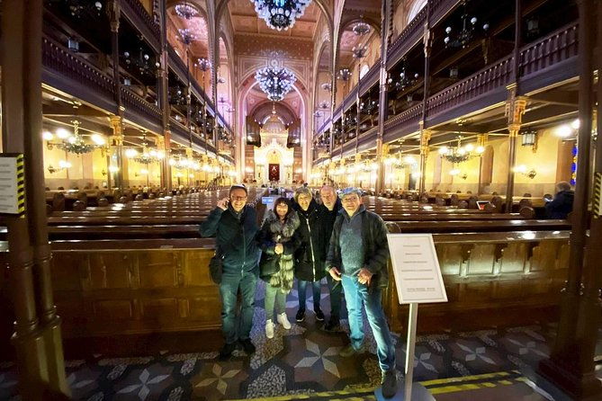 a-journey-through-jewish-budapest-private-walking-tour