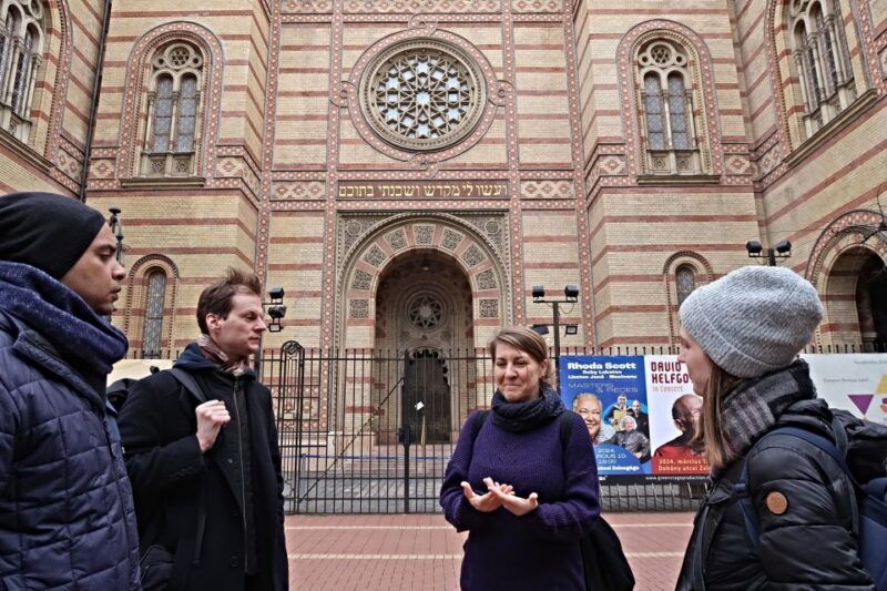 a-journey-through-jewish-budapest-walking-tour-5
