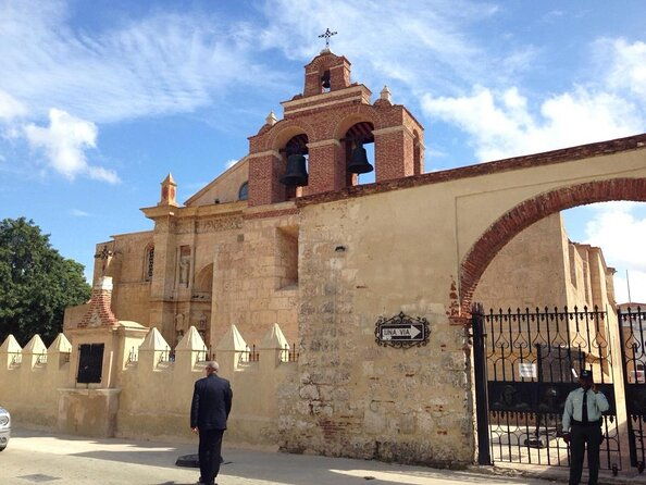 a-journey-through-santo-domingos-past-and-present