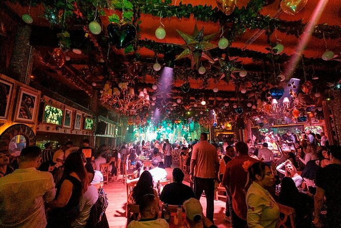 a-night-out-in-medellin-with-dinner-and-drinks-included