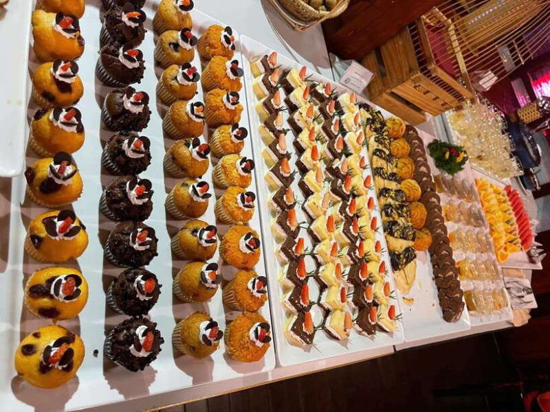 a-o-show-and-dinner-cruise-on-saigon-river-private-tour