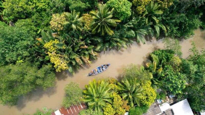 a-premium-journey-through-can-tho-small-canals