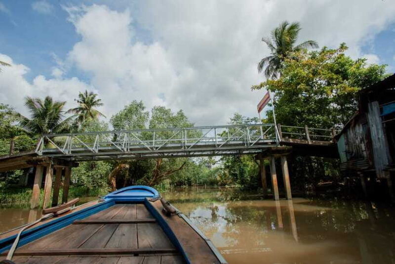 a-premium-journey-through-can-tho-small-canals