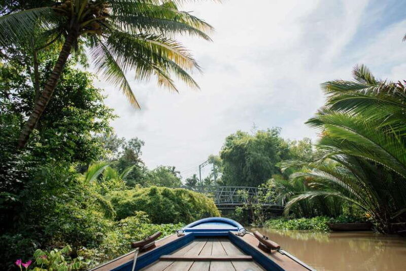 a-premium-journey-through-can-tho-small-canals