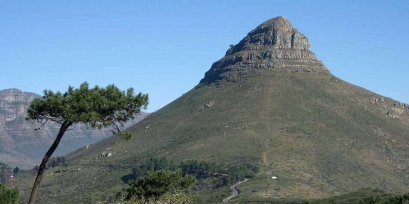 A private Hiking Tour to Lion's Head, Sign Hill, and Bo-kaap - Key Points