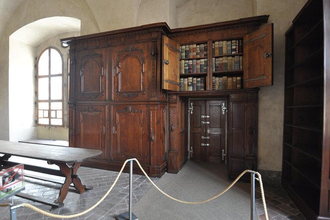 a-private-prague-castle-interior-tour