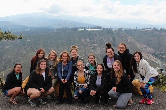 a-professional-guide-to-take-you-anywhere-you-want-quito-otavalo