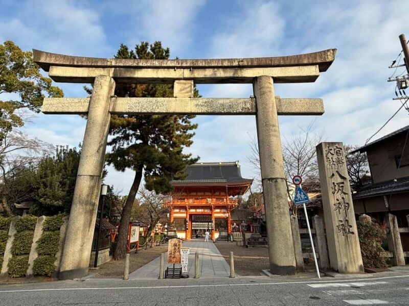 A Quiet Kyoto MorningTemplesShrines&Local Life - Key Points