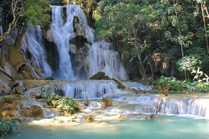A Relaxing Day at the Kuang Si Falls - Key Points