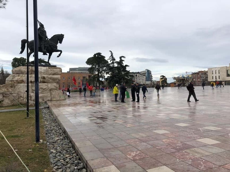 A short walking tour showing all in Tirana - Murals and Cultural Art