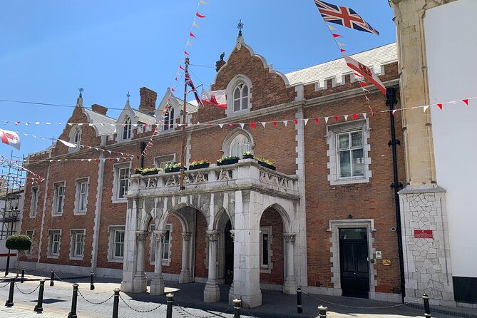 a-story-adventure-quest-experience-in-gibraltar
