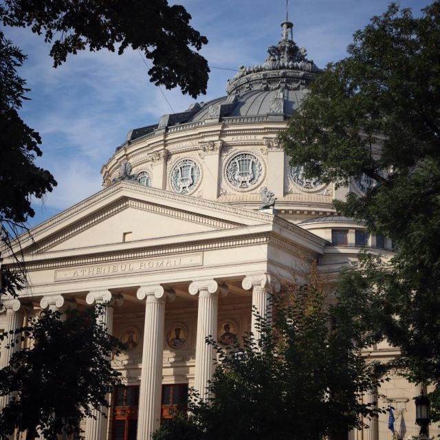 a-tale-of-bucharest-highlights-walking-tour