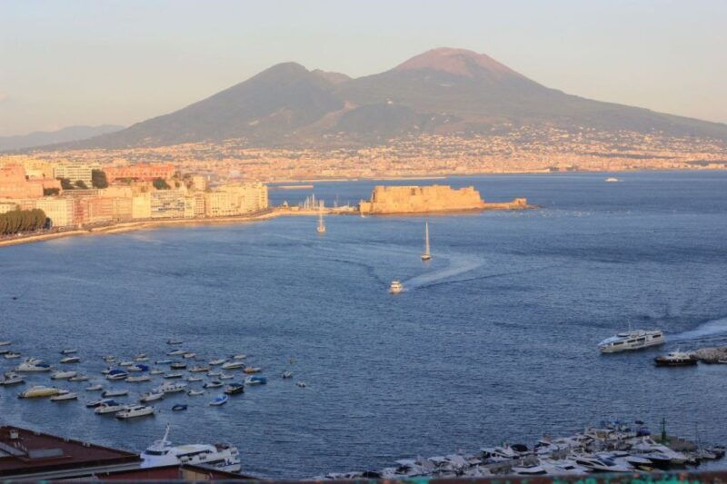 a-taste-of-napoli-food-walking-tour-with-local-tour-guide