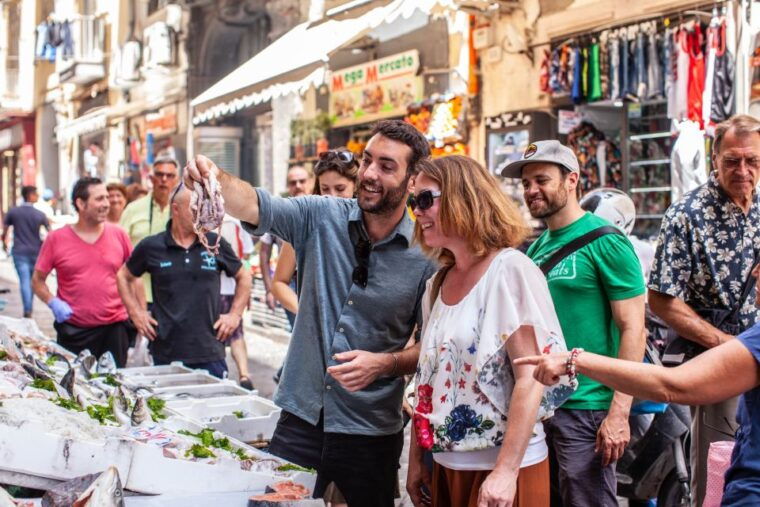 a-taste-of-napoli-food-walking-tour-with-local-tour-guide
