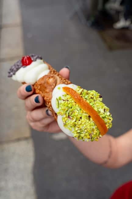 A taste of Sicily in Milan: Cannoli & Granite Artigianali - The Experience: Practical Details and Atmosphere