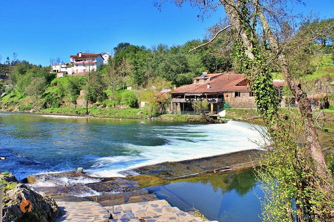 a-tour-between-cascades-and-schist-villages-piodao