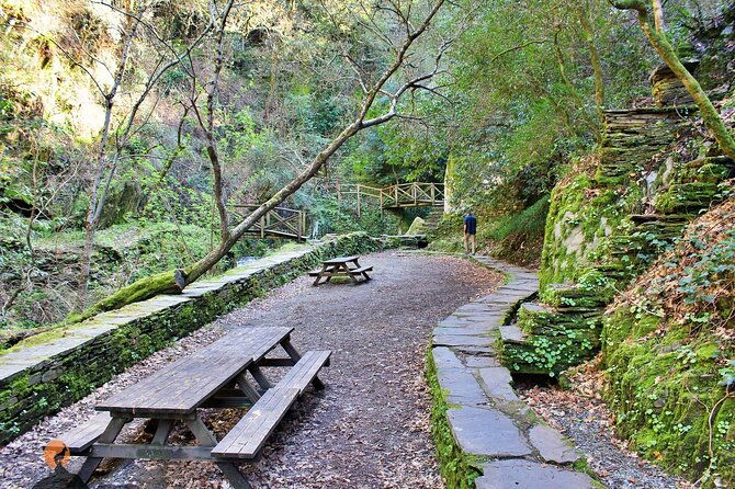 a-tour-between-cascades-and-schist-villages-piodao
