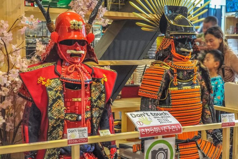 a-tour-to-explore-the-symbol-of-osaka-osaka-castle
