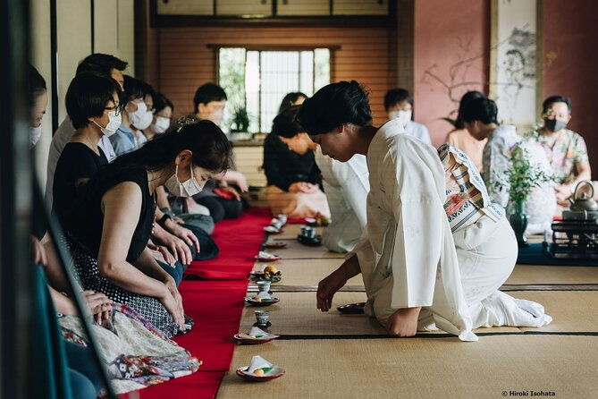 a-traditional-tatami-room-dance-by-sumiyoshi-shachu-kagoshima
