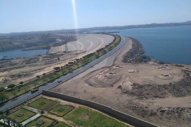 A transfer to Luxor from Aswan by car - Key Points