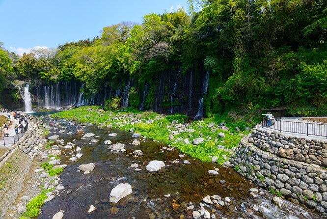 a-trip-to-enjoy-subsoil-water-and-nature-behind-mt-fuji