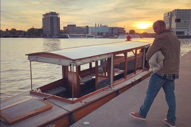 a-unique-experience-semi-private-cruise-authentic-stylish-boat-book-leemstar