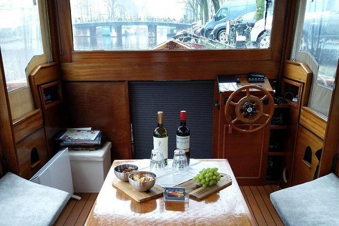 a-unique-experience-semi-private-cruise-authentic-stylish-boat-book-leemstar