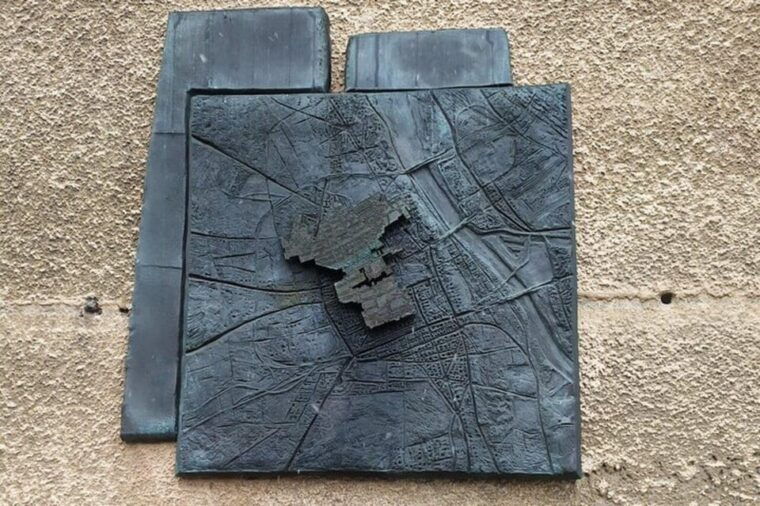 a-unique-walking-tour-of-jewish-warsaw-past-and-present