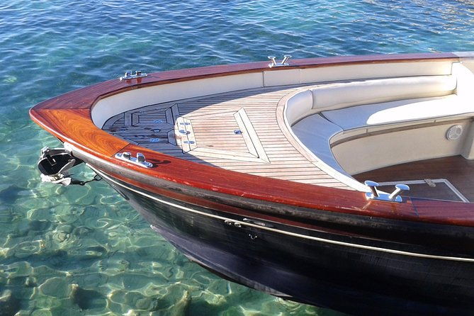 a-walking-tour-and-a-mini-cruise-in-sirmione
