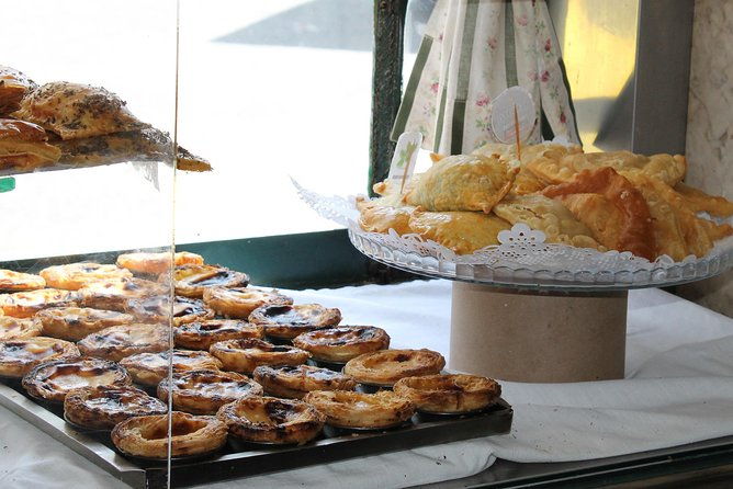 a-walking-tour-of-old-lisbon