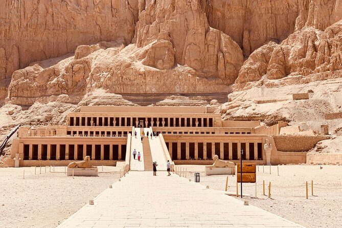 A Week In Egypt: Pyramids, Felucca Cruise And Ancient Temples - FAQs