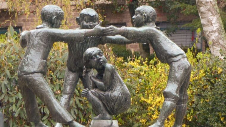 aachen-old-town-guided-fountain-rally