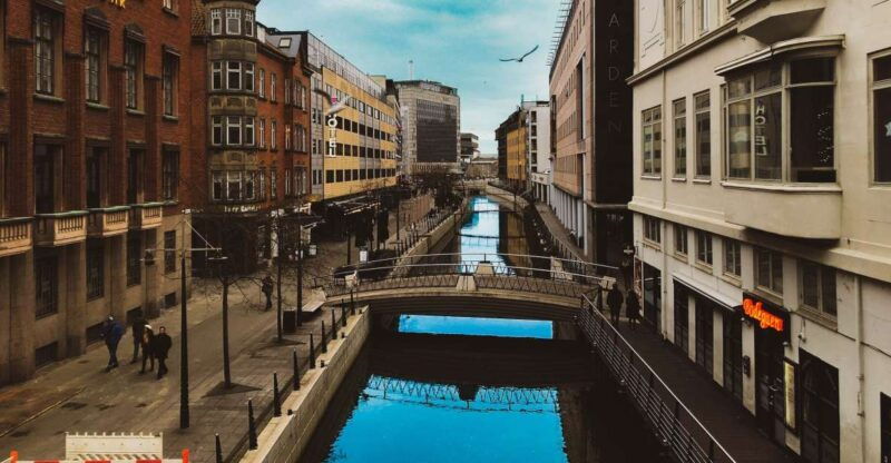 aarhus-express-walk-with-a-local-in-60-minutes