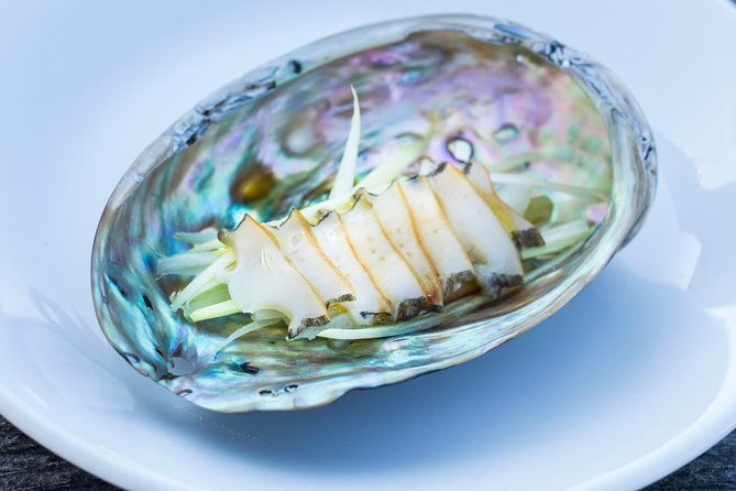 abalone-farm-tour-and-tasting-with-coastal-seaweed-walk-guided-2-hours