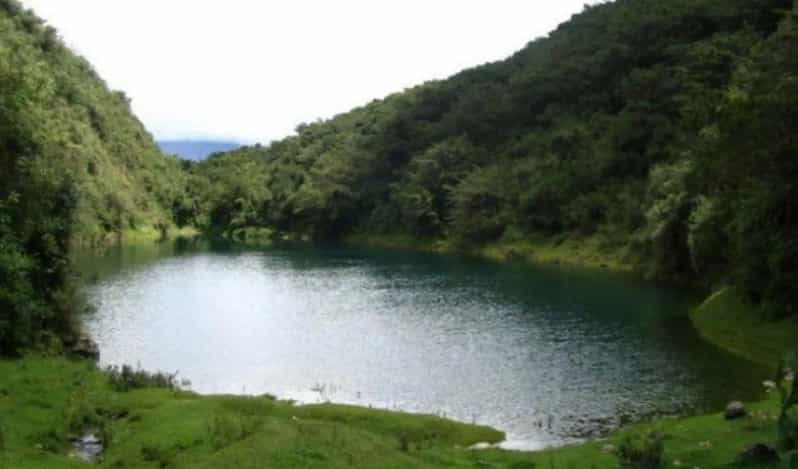 abancay-guided-trip-to-ampay-national-sanctuary-and-lagoons