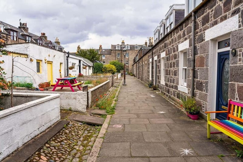Aberdeen: Express Walk with a Local - Exploring Aberdeen in a Nutshell