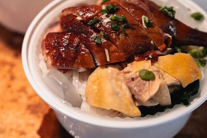 Aberdeen Food Tour | Private Sampan w/Noodles & Floating Kitchen - Aberdeen Food Tour | Private Sampan w/Noodles & Floating Kitchen — A Detailed Look