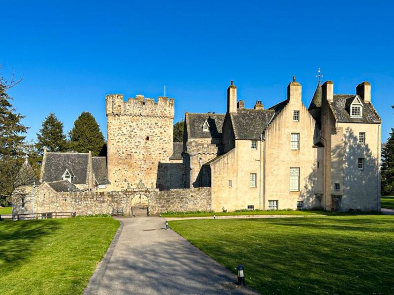 aberdeen-shire-castle-distillery-private-group-day-tour