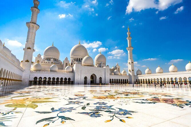 Abu Dhabi City Tour - An In-Depth Look at the Abu Dhabi City Tour