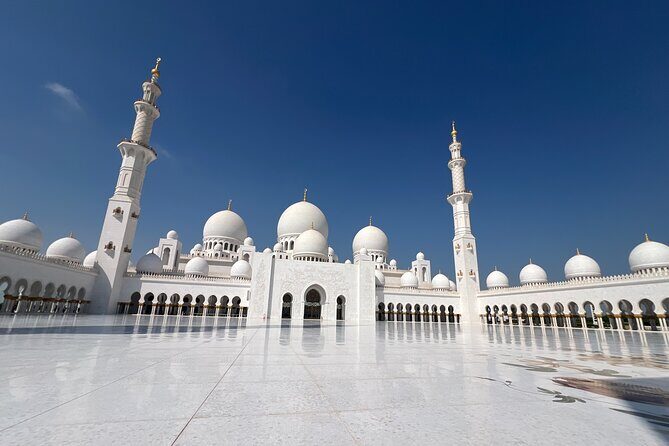 Abu Dhabi City Tour Grand Mosque Emirates Palace Entrance Private - Key Points
