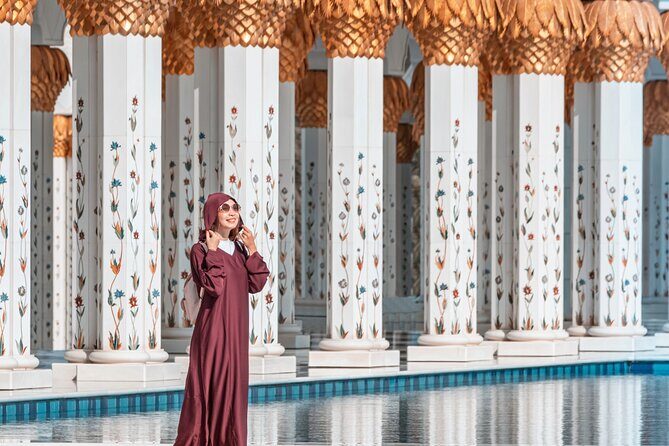 Abu Dhabi City Tour: Grand Mosque, Palace, Souk, Louvre & Ferrari - Detailed Review of the Abu Dhabi Private Tour