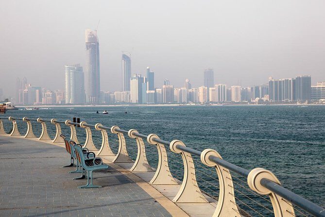 Abu Dhabi City Tour in Full Day Sharing Basis from Dubai - Key Points