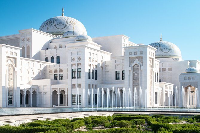 Abu Dhabi City Tour with Buffet lunch - Photo Stops at Iconic Landmarks