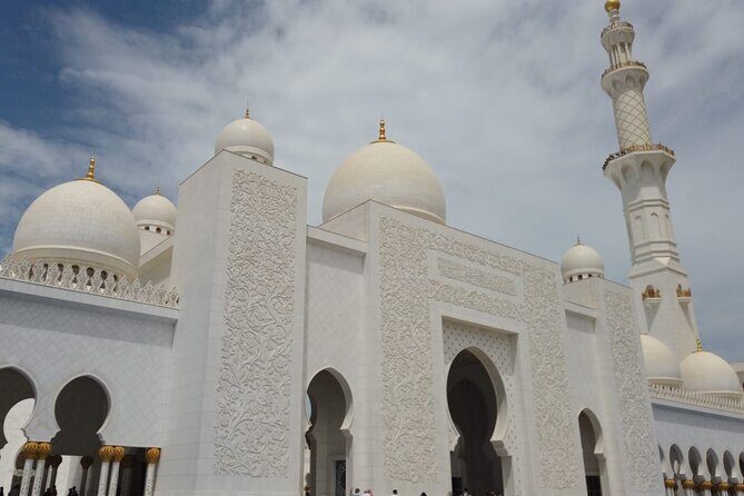 Abu Dhabi City Tour with Gold Coffee: A Taste of Luxury & Culture - Final Thoughts: Who Is This Tour For?