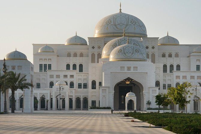 Abu Dhabi Full Day City with Grand Mosque Visit , Ferrari World Stop - FAQ