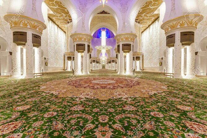Abu Dhabi Grand Mosque Tour and Louvre Museum Visit from Dubai - In-Depth Look at the Tour Experience