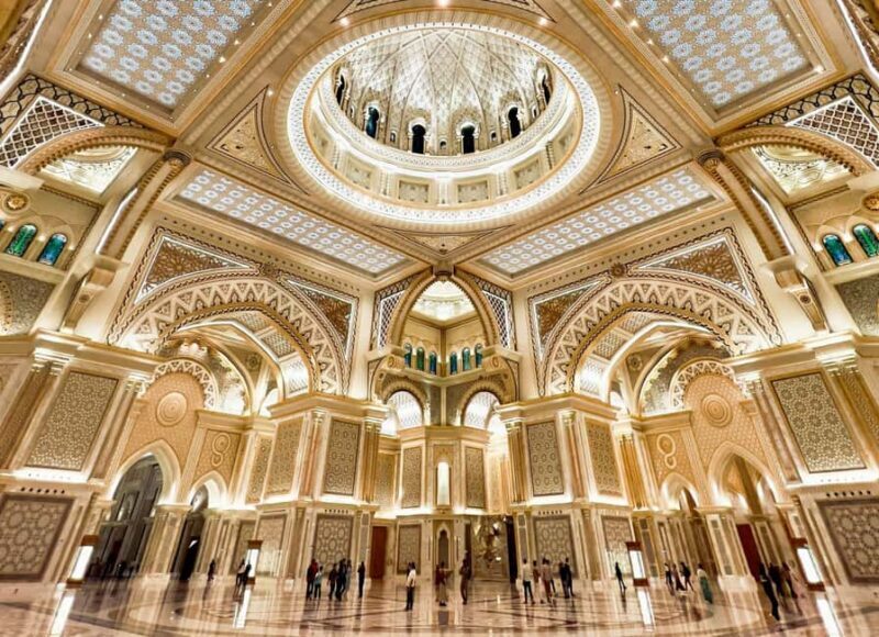 Abu Dhabi: Inside Qasr Al Watan Walking Tour - Insights into Governance and Leadership