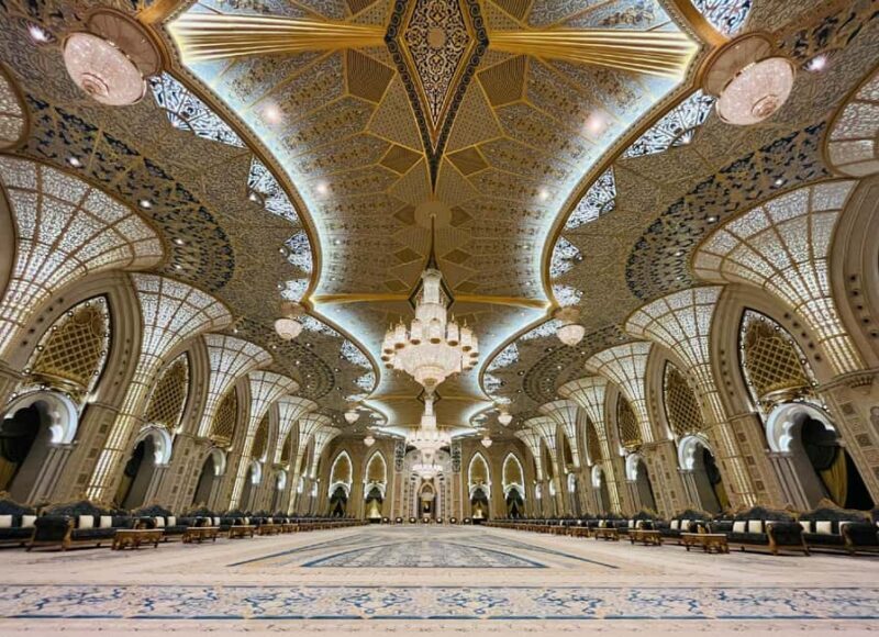 Abu Dhabi: Inside Qasr Al Watan Walking Tour - Practical Aspects: What’s Included and What’s Not
