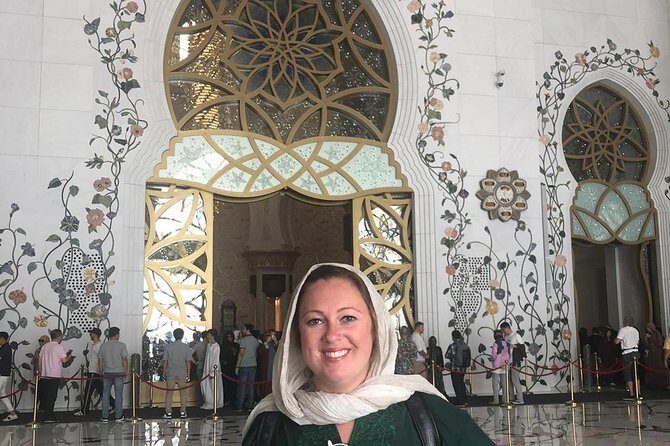 Abu Dhabi Sightseeing with Sheikh Zayed Grand Mosque & Louvre Abu Dhabi Private - FAQs